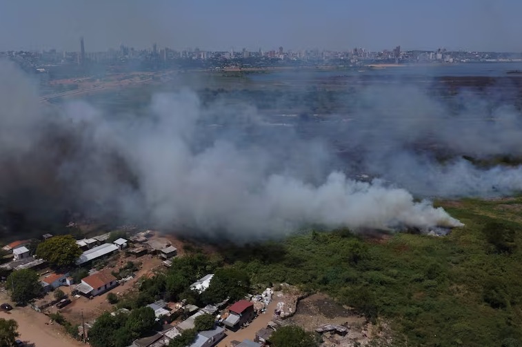 Incendio - banco San Miguel - Paraguay Incendio - banco San Miguel - Paraguay