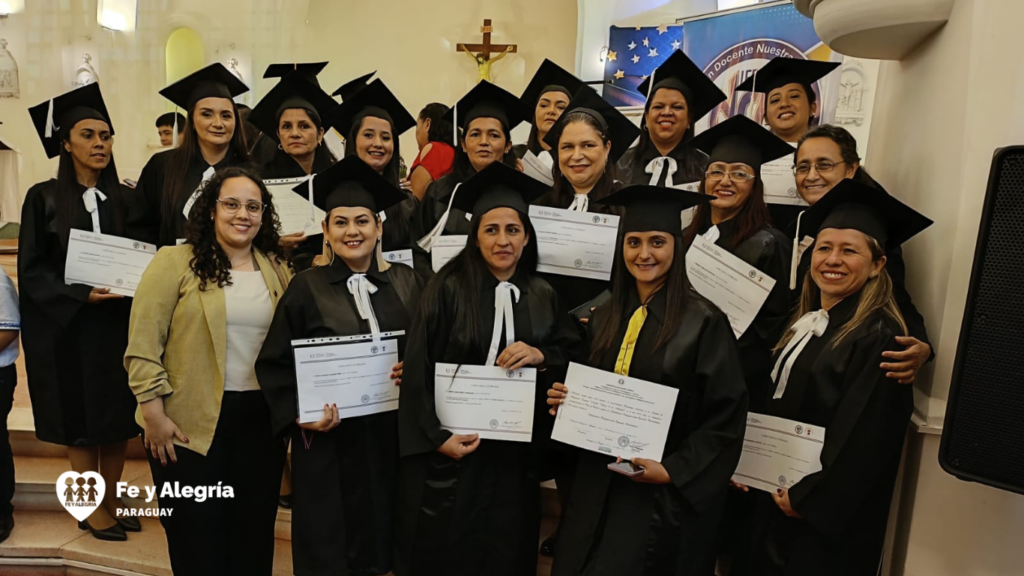 35 Educadoras de Fe y Alegría en Primera Infancia 35 Educadoras de Fe y Alegría en Primera Infancia