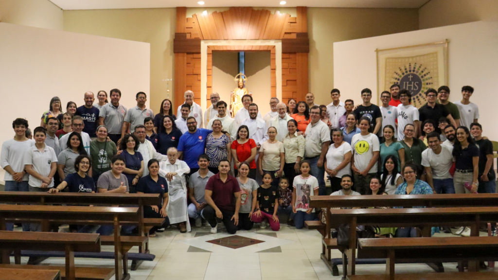 Egresado de Fe y Alegría ingresa a la Compañía de Jesús - jesuitas Egresado de Fe y Alegría ingresa a la Compañía de Jesús - jesuitas