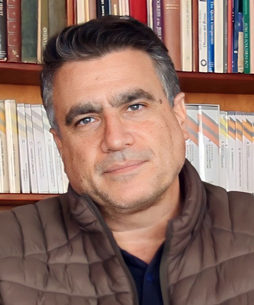 Padre Roberto Jaramillo SJ