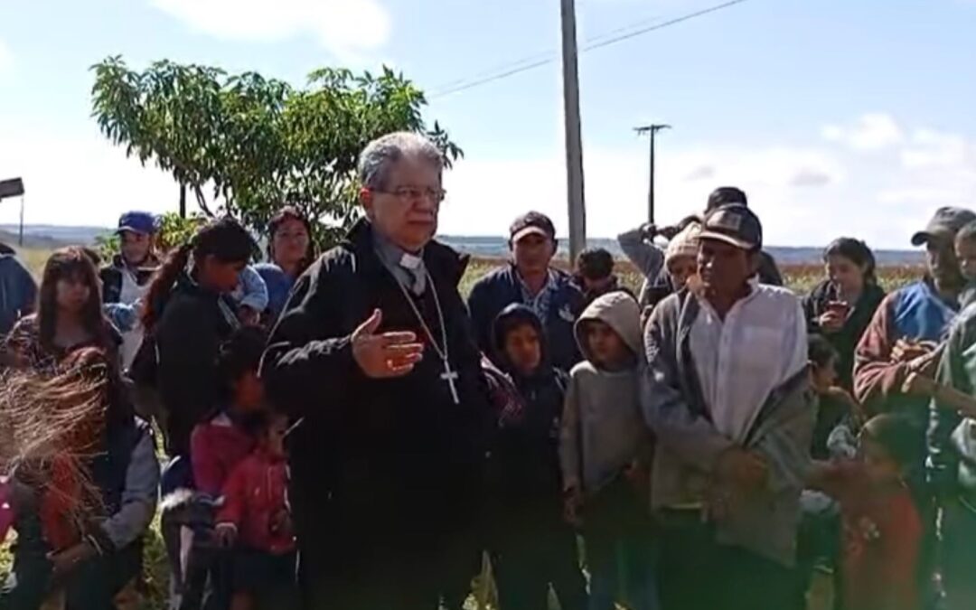 “Dicen allanamiento pero luego se convierte en desalojo”: Mons. Gavilán clama a favor de la comunidad Huguá Po’i