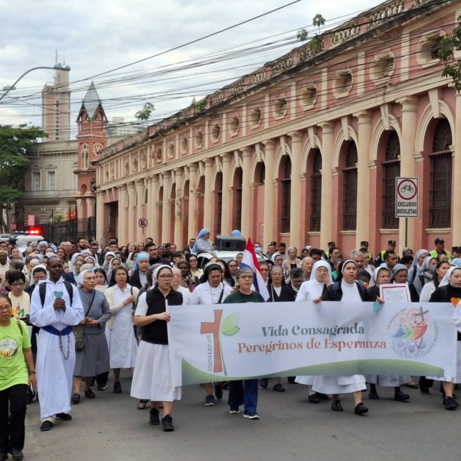 Caminata de la Conferencia de Religiosos y Religiosas del Paraguay - el miércoles 16 de julio del 2025 (3)