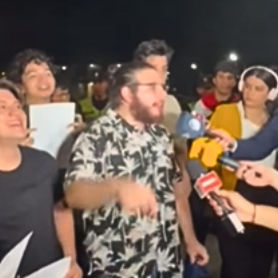 Oscar Nicolas Palavecino - Indignacion Juvenil en Asunción