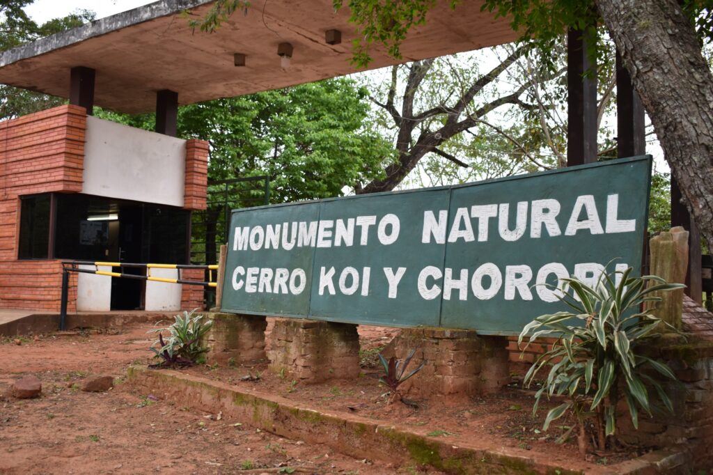 Monumento Natural Cerro Kõi y Chororî en Areguá 2