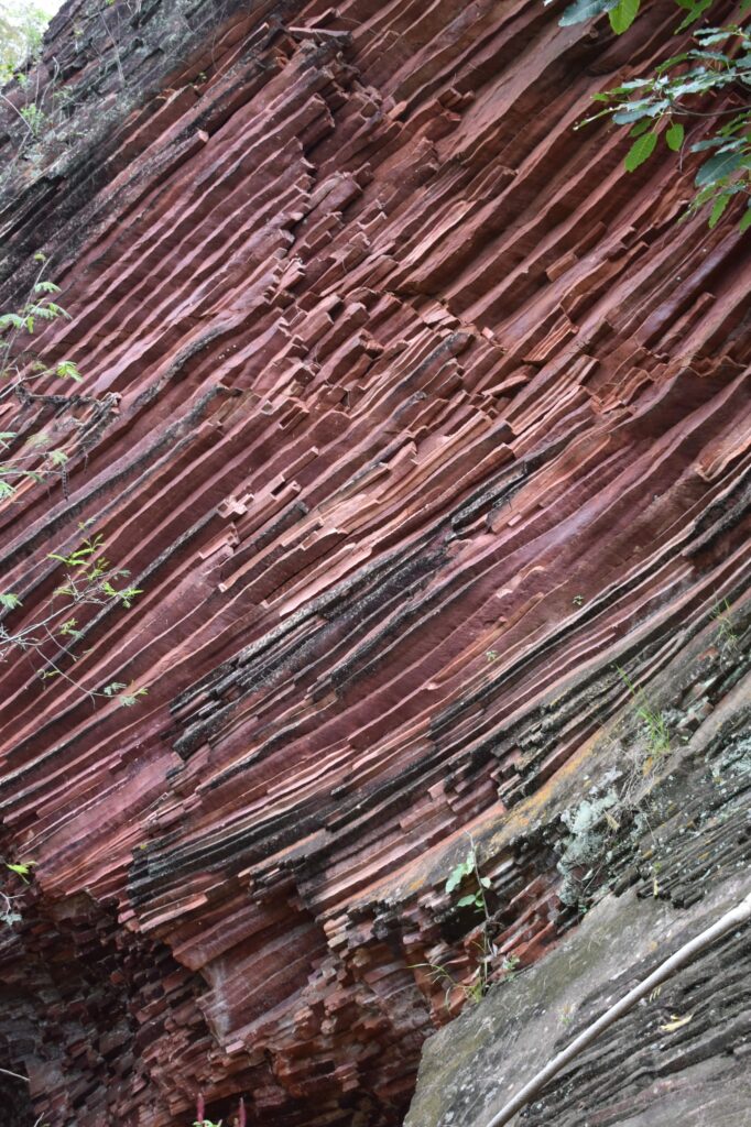 Monumento Natural Cerro Kõi y Chororî en Areguá 5