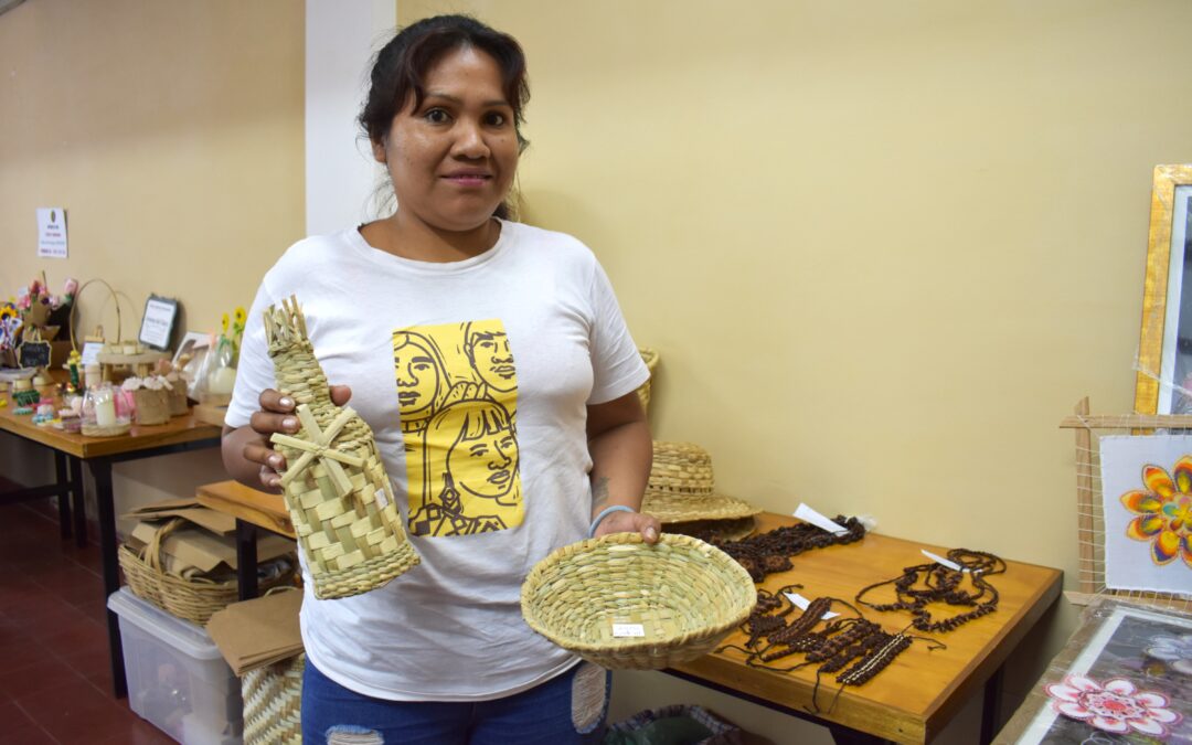 «Cada pieza lleva nuestra historia.» Testimonio de Soledad, artesana del Pueblo Qom