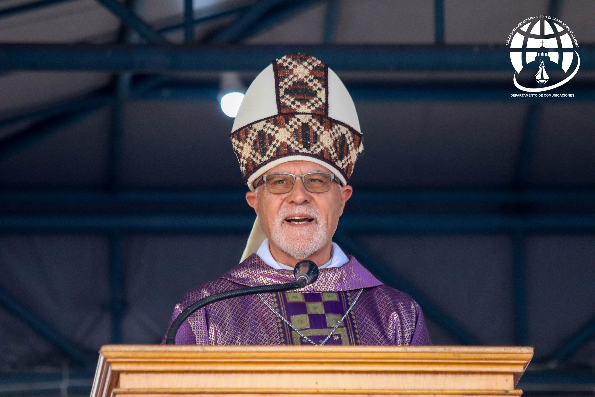 Monseñor Miguel Fritz - Basílica Santuario Nuestra Señora de los Milagros de Caacupé - Departamento de comunicaciones