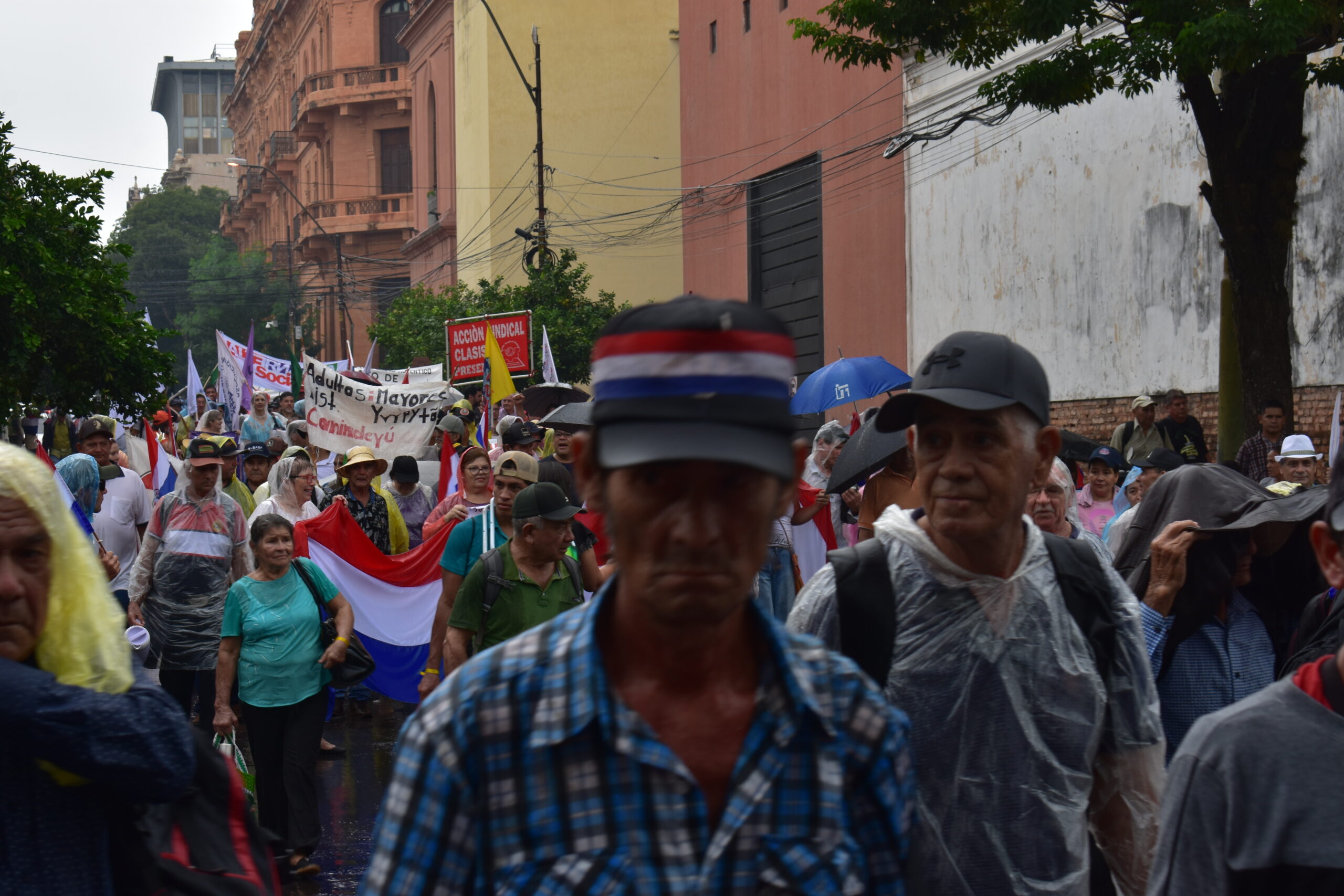 Manifestación política en Paraguay - Radio Fe y Alegría 